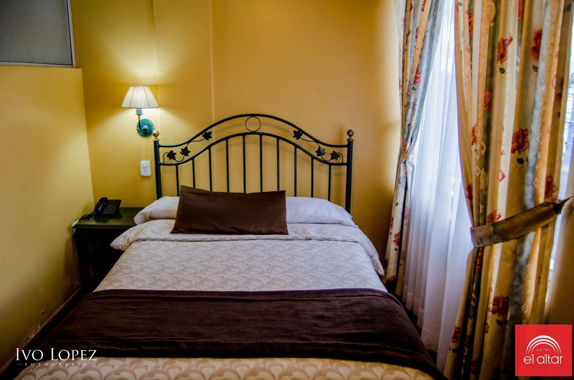 Hotel El Altar Riobamba Extérieur photo